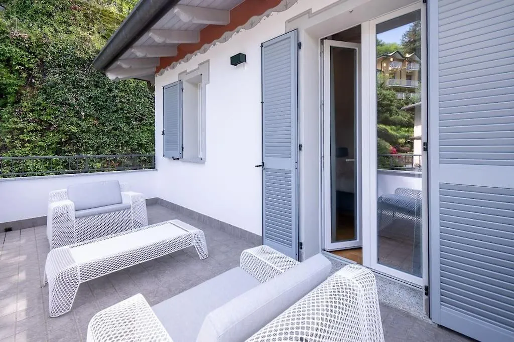 Lakefront Luxury Villa, Jacuzzi, Garage E Terrace Riva
