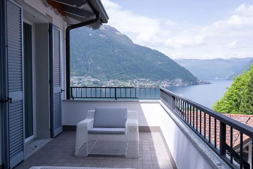 Lakefront Luxury Villa, Jacuzzi, Garage E Terrace Riva  Italy